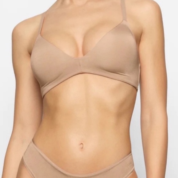 NWT Skims Wireless Form Push Up Plunge Bra Clay Tan Women Size 36DDD - Picture 2 of 13